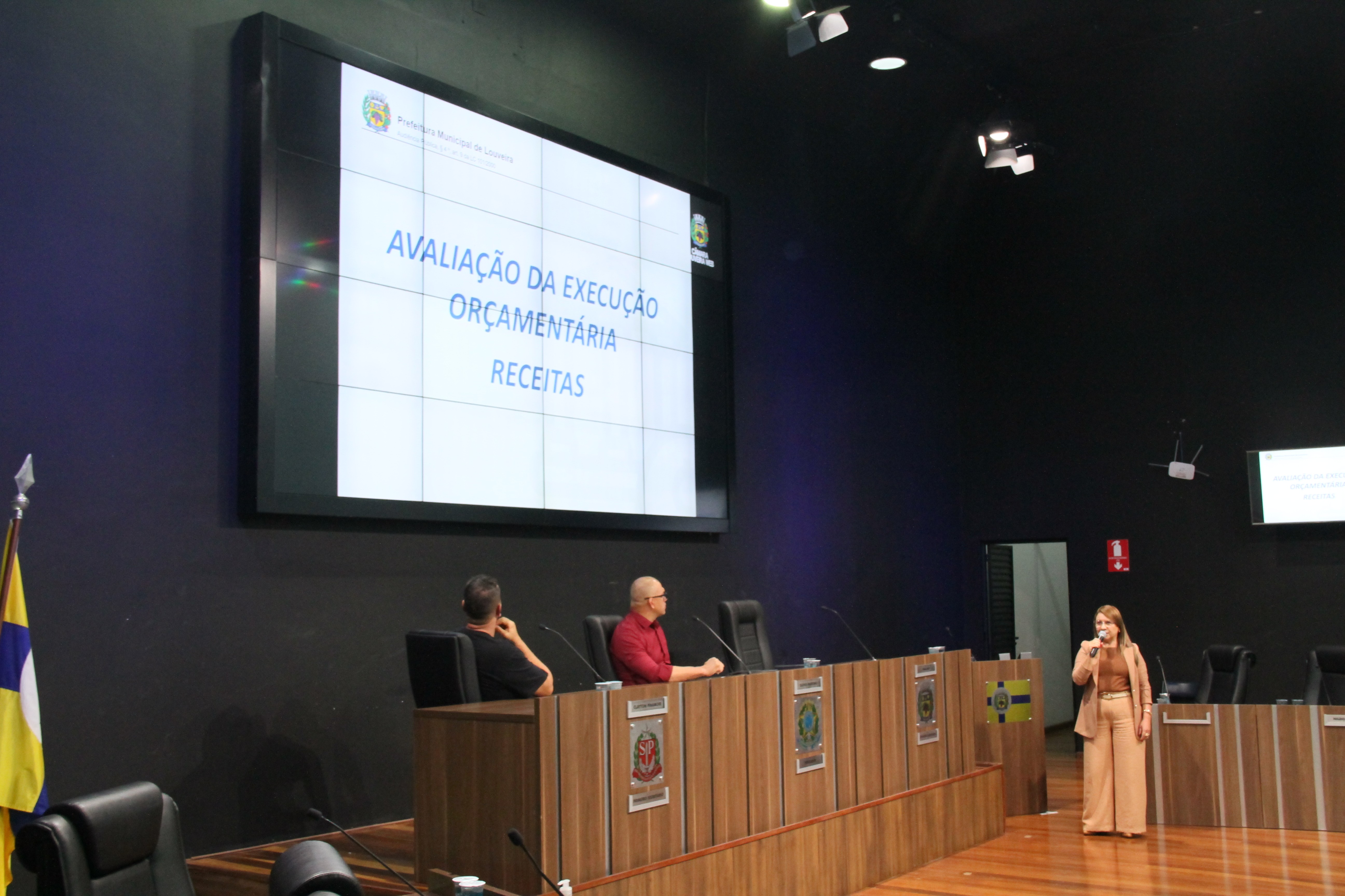 Receita de 2025 registra queda 5% em relação ao orçamento