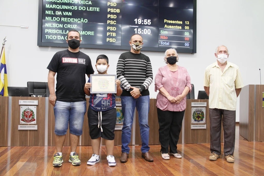 Voluntários que conservam patrimônio público são homenageados