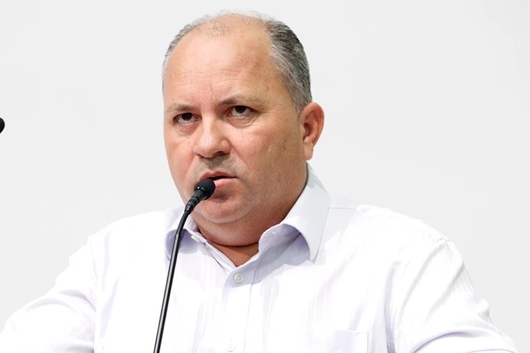 MOMENTO TRIBUNA: Nilson Cruz faz apelo ao setor social para atendimento aos mais necessitados