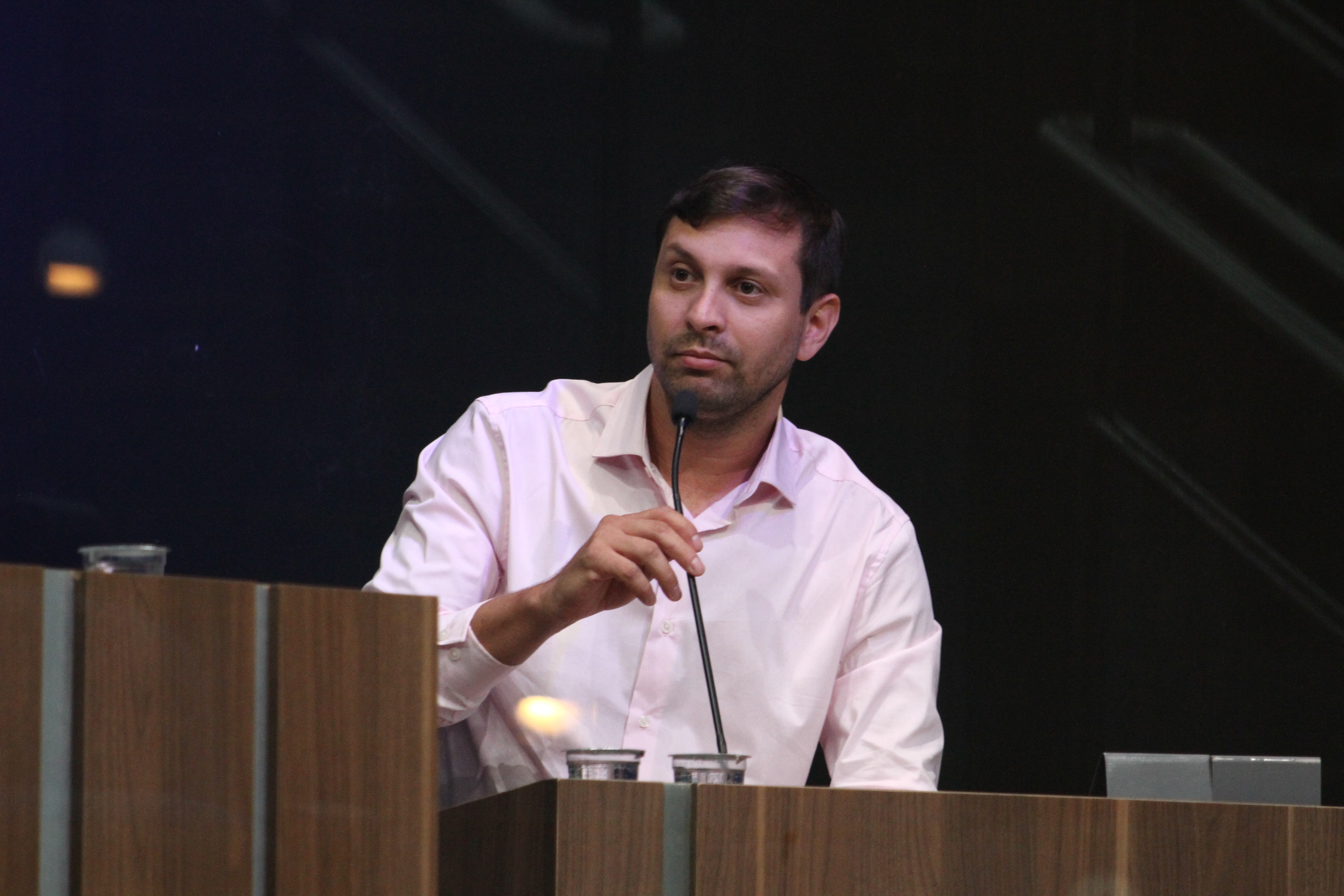 Incentivo à leitura é tema de projeto aprovado em Louveira