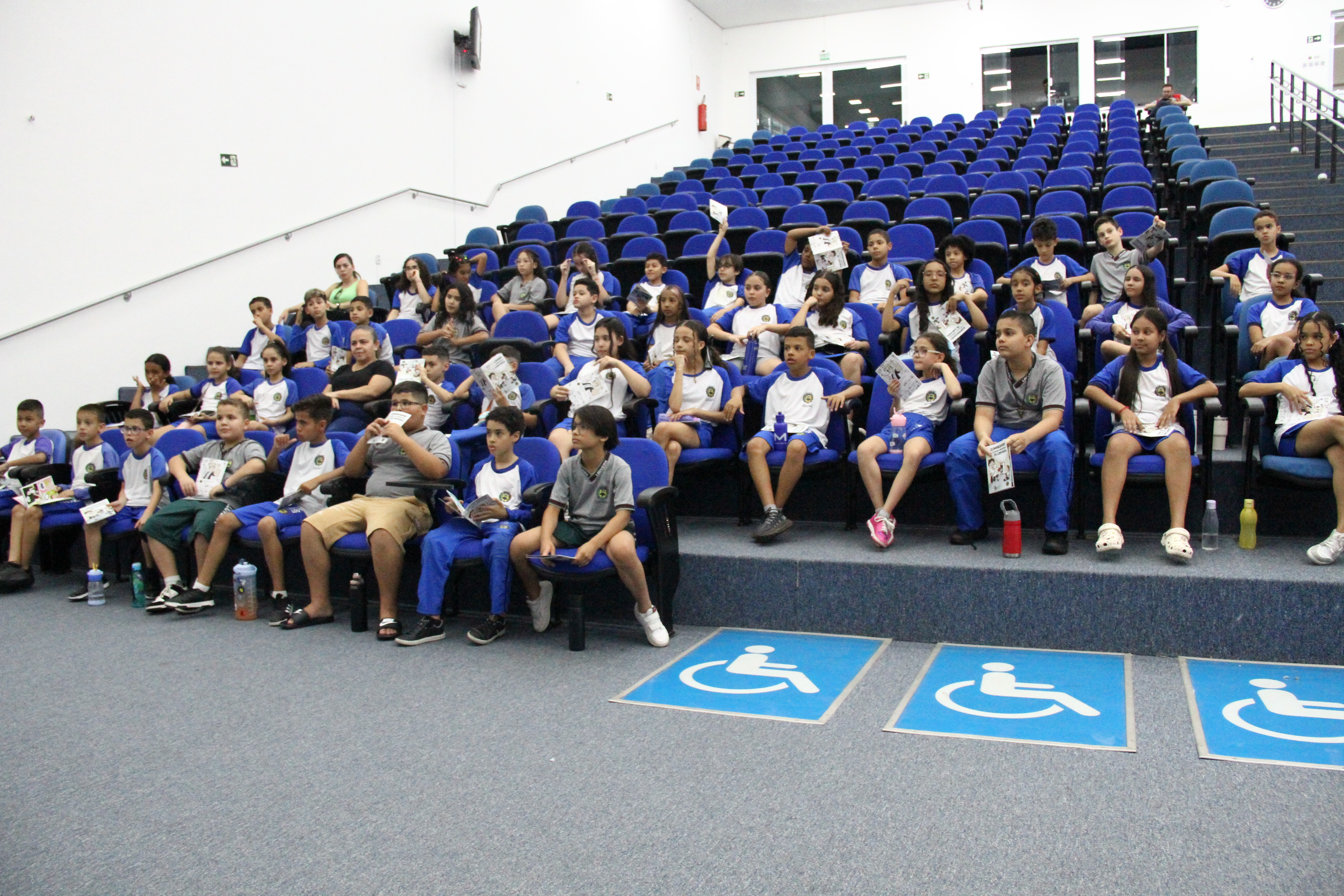 Louveira retoma atividades do programa Conhecendo a Câmara